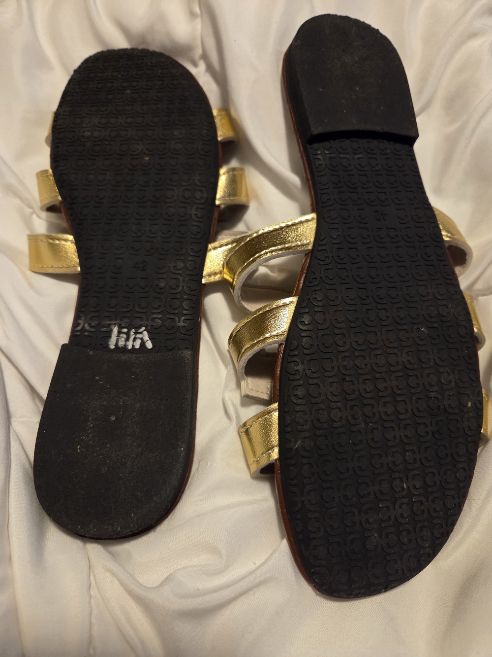Sam Edelman Metallic Gold Cutout Slide Sandals with Brown Footbed - Picture 4 of 4